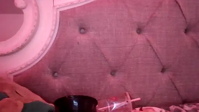 Snapshot of Dusaa_ chatting on February 20, 2026, 10:22 pm Dusaa online show from February 20, 2026, 10:22 pm