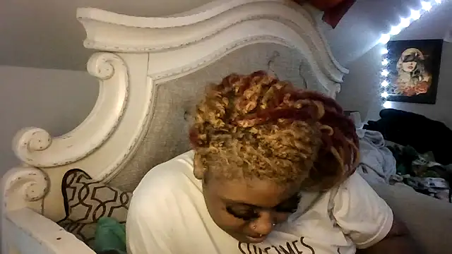 Snapshot of Dusaa_ chatting on February 9, 2026, 2:09 am Dusaa online show from February 9, 2026, 2:09 am