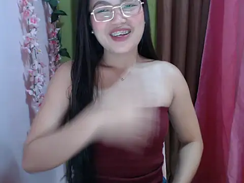 Snapshot of Pinaysel_beauty26 chatting on February 28, 2026, 1:11 pm Pinaysel beauty26 online show from February 28, 2026, 1:11 pm