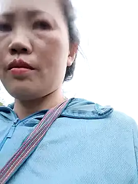 blonde blg online show from February 25, 2026, 3:18 am