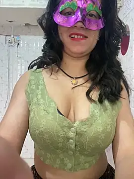 Red Queen 11 online show from November 17, 2025, 3:54 am