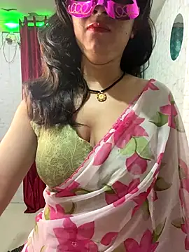 Red Queen 11 online show from December 15, 2025, 7:31 pm