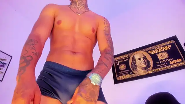 Snapshot of grey_jackson chatting on November 12, 2025, 3:32 am grey jackson online show from November 12, 2025, 3:32 am