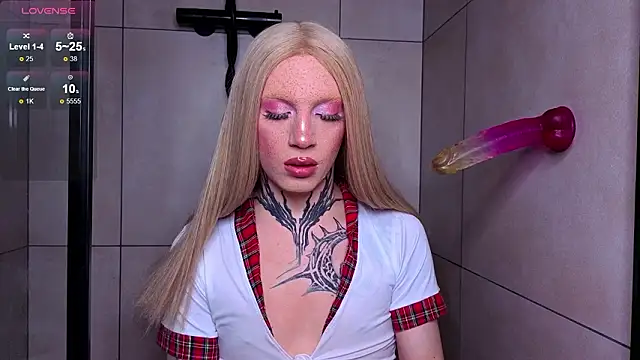 1lola4ka online show from February 4, 2026, 2:56 pm