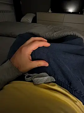 obito8989 online show from April 4, 2026, 9:43 pm