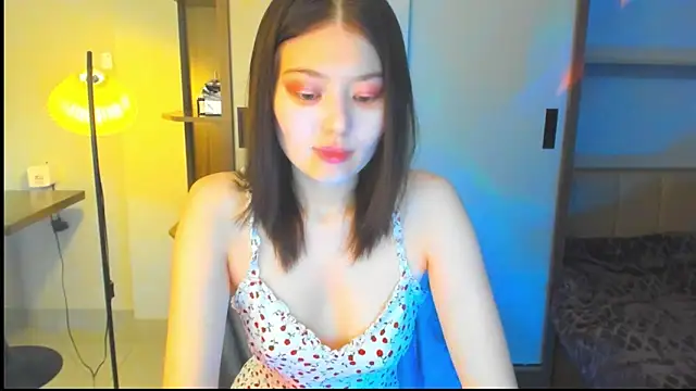 HopeLovely online show from March 5, 2026, 9:39 am