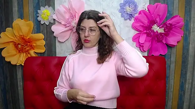 RoseHille online show from December 2, 2025, 2:41 pm