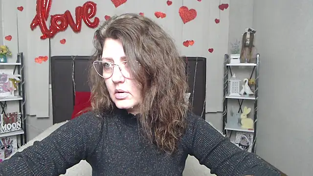 Snapshot of RoseHille chatting on March 3, 2026, 6:15 pm RoseHille online show from March 3, 2026, 6:15 pm