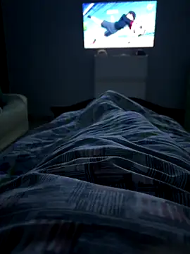 Snapshot of simeonehivd chatting on December 18, 2025, 10:46 pm simeonehivd online show from December 18, 2025, 10:46 pm