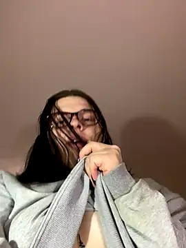 Dona Mafia online show from December 14, 2025, 10:26 pm