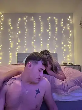 Snapshot of Aiv03atx chatting on November 17, 2025, 1:42 am Aiv03atx online show from November 17, 2025, 1:42 am