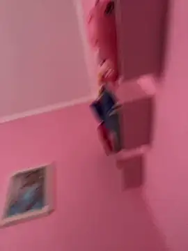 Juninlop online show from December 19, 2025, 11:01 am