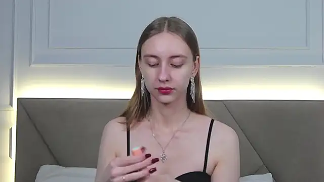 RachaelCute online show from November 24, 2025, 4:23 am