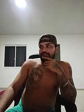 Snapshot of lucasanger chatting on November 11, 2025, 2:28 am lucasanger online show from November 11, 2025, 2:28 am