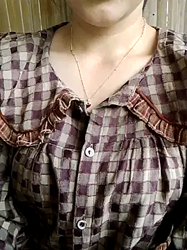 Cloud-wh online show from April 8, 2026, 1:18 am