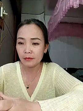 Feeling-hot online show from February 20, 2026, 1:02 pm