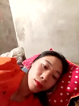 -Chua-90 online show from November 14, 2025, 3:48 pm