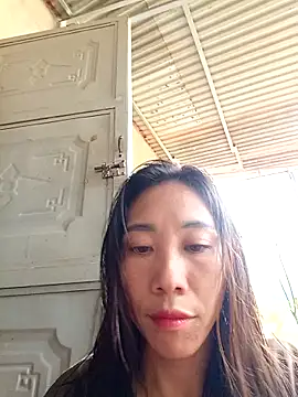 -Chua-90 online show from November 14, 2025, 3:43 am