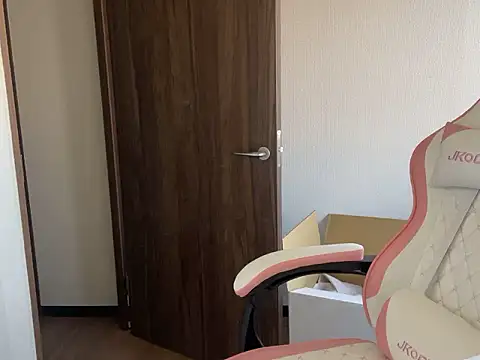 Snapshot of amu_nyan_cute chatting on November 15, 2025, 5:00 am amu nyan cute online show from November 15, 2025, 5:00 am