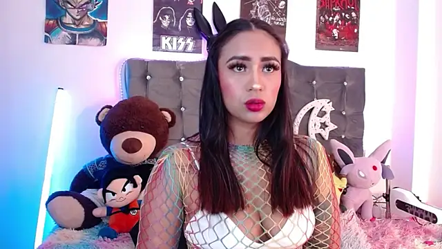 Snapshot of lunabritton1 chatting on February 25, 2026, 3:29 am lunabritton1 online show from February 25, 2026, 3:29 am