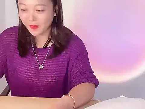 Snapshot of Lydia-Wei chatting on November 15, 2025, 3:32 am Lydia-Wei online show from November 15, 2025, 3:32 am