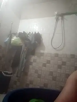 thuy-kieu online show from December 14, 2025, 12:44 pm