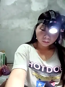 vangkt-cute online show from February 24, 2026, 6:42 pm