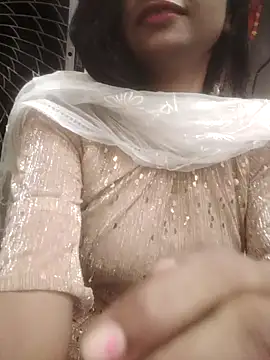 riyahot011 online show from November 10, 2025, 11:15 am