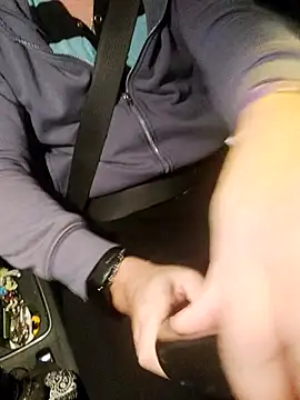 Nousdeux21 online show from February 3, 2026, 5:51 pm