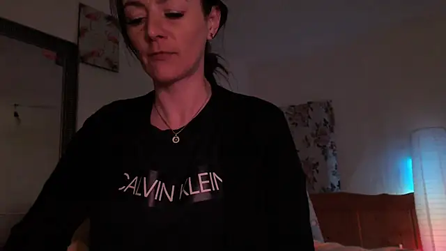 MissyDior8 online show from April 12, 2026, 9:01 am