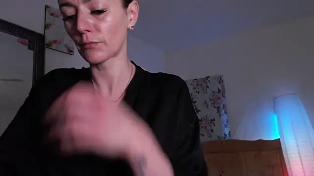 MissyDior8 online show from April 3, 2026, 10:11 am