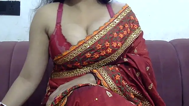Zoya-sexy online show from March 23, 2026, 6:52 pm