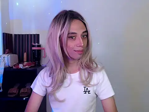 Snapshot of evelynfucker chatting on November 11, 2025, 6:19 am evelynfucker online show from November 11, 2025, 6:19 am