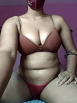 Your babex online show from December 5, 2025, 7:45 pm