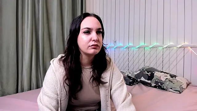 Snapshot of MishaHolme chatting on November 22, 2025, 12:48 pm MishaHolme online show from November 22, 2025, 12:48 pm