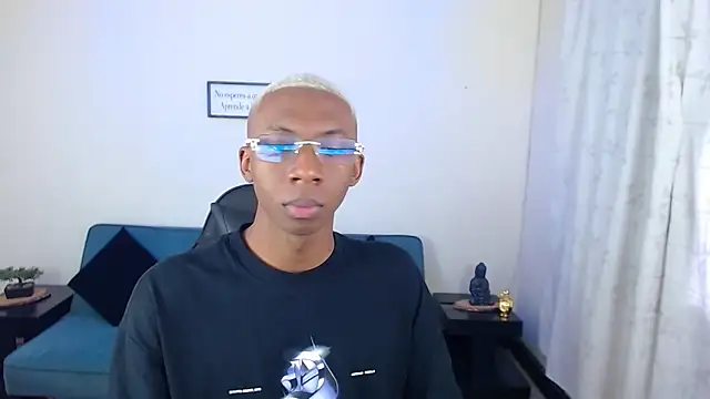 Miilo18 online show from January 6, 2026, 8:13 pm