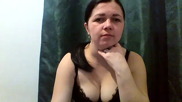 Vitalina282128 online show from March 13, 2026, 1:38 pm