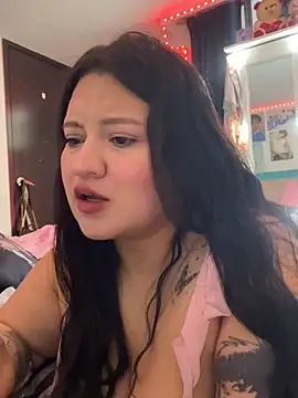 Snapshot of Just_danna chatting on February 5, 2026, 11:17 am Just danna online show from February 5, 2026, 11:17 am