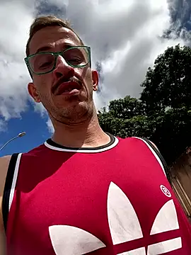 Lucasjandre online show from January 10, 2026, 12:55 pm