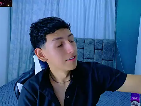 FelipeGonzalezz online show from January 6, 2026, 12:42 pm