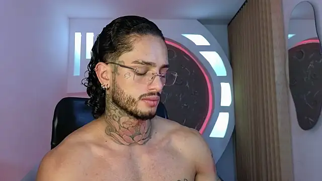 Alanrodgers online show from November 23, 2025, 10:14 am