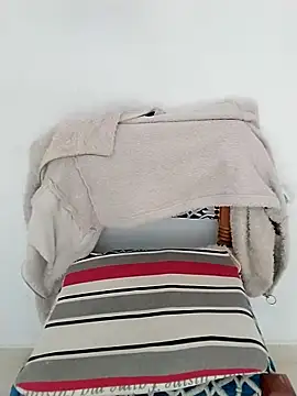 Snapshot of nilya99 chatting on February 25, 2026, 2:28 pm nilya99 online show from February 25, 2026, 2:28 pm