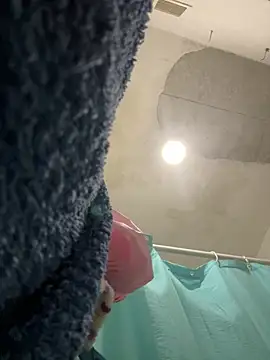 Thisispikachu online show from April 10, 2026, 4:25 pm