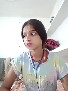 Mohnicute online show from May 6, 2026, 7:29 pm