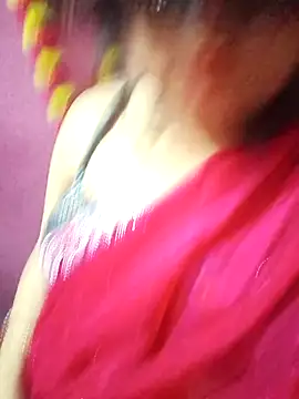 meera hotty online show from November 11, 2025, 4:57 pm