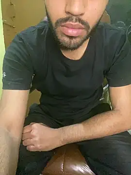 hotyyyyjonny online show from April 10, 2026, 5:58 am