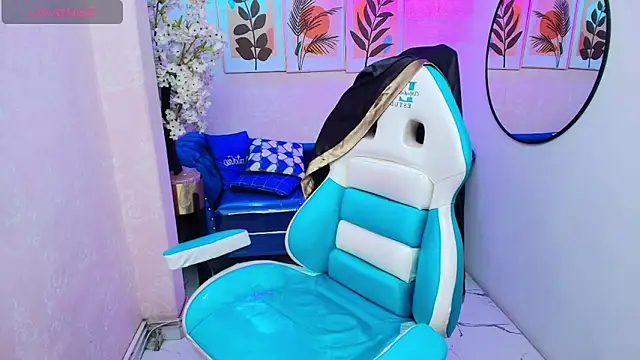 Marianna reids online show from November 11, 2025, 12:44 pm