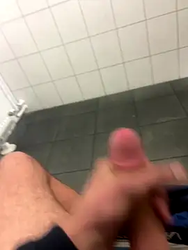 Snapshot of lukasDickpic12 chatting on November 22, 2025, 5:34 pm lukasDickpic12 online show from November 22, 2025, 5:34 pm