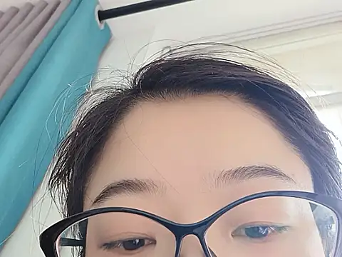 Snapshot of anan660 chatting on November 20, 2025, 6:47 am anan660 online show from November 20, 2025, 6:47 am