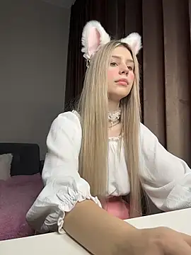 Olivia1Taylor1 online show from November 14, 2025, 7:23 am